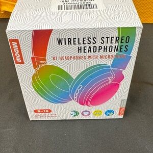 Wireless Bluetooth Stereo Headphones with Microphone for kids new